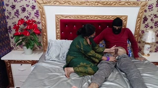 I was sitting alone at home then my came to my house and Fucked Very Hard with me – american hot mom – PornMood