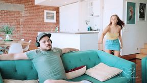 Charlie Forde Distraction Featuring Charlie Forde, Nova Hawthorne, Woody Alyx, Mis Knickers – american hot mom – PornMood