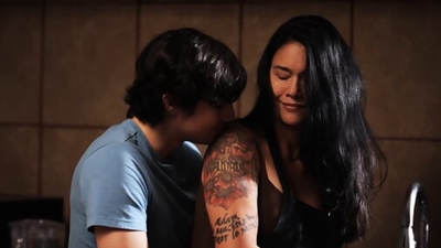 Stepmom Knows It’s Wrong But Has Wet Pussy – Dana Vespoli – Pornmood