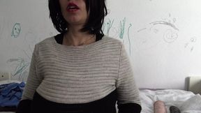 – Dirty French tart in Marseille —  preggo and ready for a messy gangbang – american hot mom – PornMood