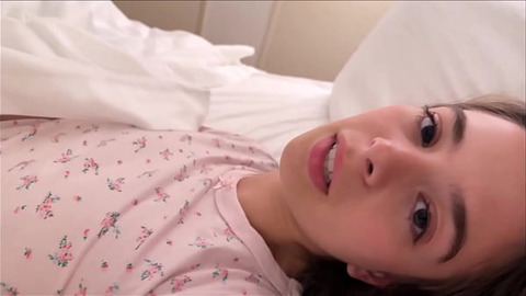 Sharing My Bed With Tiny Step Sis – Molly Little – Family Therapy – Alex Adams Views – Pornmood