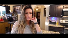 Playing Strip Poker With My Stepmom Coco Vandi Views – Pornmood