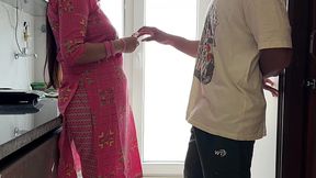 Aunt’s fucking: The young nephew fucked the step aunt with a big ass hard after wearing a female condom Views – Pornmood