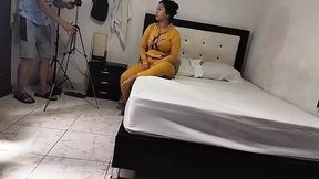 Large milf Kneels at My Feet – Porn Mood