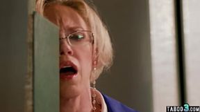 Dee Williams  Busty MILF gets raw anal  from massive cock  in quiet library – american hot mom – PornMood