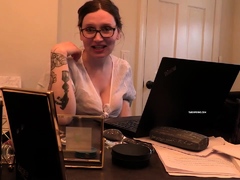 Bettie Bondage – The Free Use Workplace – american hot mom – PornMood