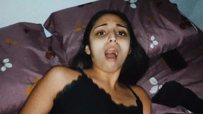 देखने का बिंदु – मैं अपने दोस्त की प्रेमिका के साथ अकेला रहता हूं और चीजें हुईं। – Pornmood