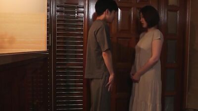 My Friend’s Hot Mom Big Boobs – Pornmood