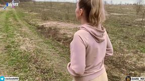 Flashing Her Huge Tits Outdoors – american hot mom – PornMood