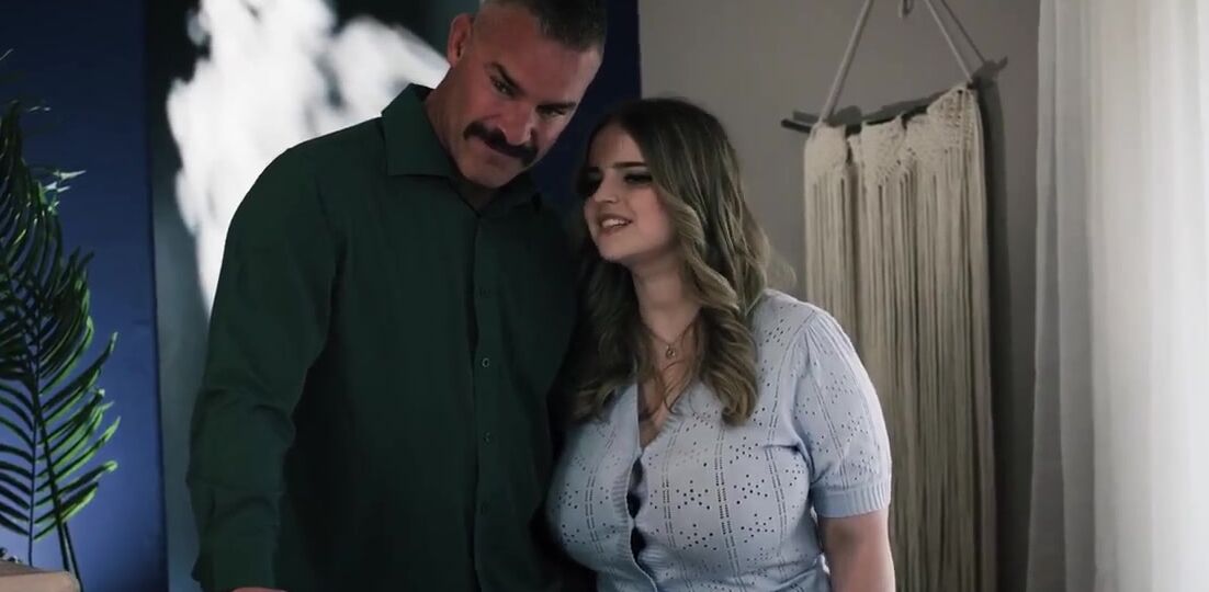 Feels So Real (Coco Lovelock, Codi Vore, Charles Dera) – Pornmood