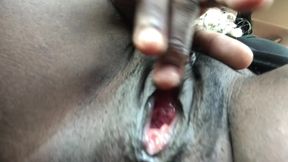 Playing With Wet Juicy Ebony Pussy In The Backseat – american hot mom – PornMood