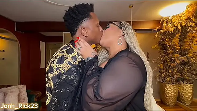 Agatha Ludovino Slutty friend gets fucked by my husband – sunny leone husband porn video – PornMood