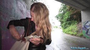 Martin Gun Public Agent Picked up this athletic blonde in the rain – public agent porn download – PornMood