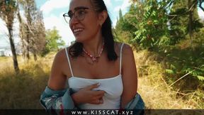 – Russian Girl Asks Agent for Phone Help and Gets More Than She Expected / Kisscat xyz – public agent porn download – PornMood