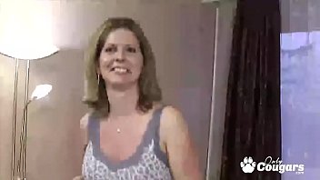 – Mature Woman Treated To 3 Young Dicks – Amateur-Mature – PornMood