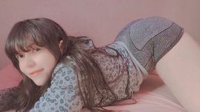 – Fresh teen sweetheart flaunts her figure and wanks herself – Hana Lily – teen porn ws – PornMood