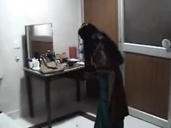 Indian wife cheats on cam with younger guy – desi andhra husband wife fuck in missionary indian porn videos – PornMood