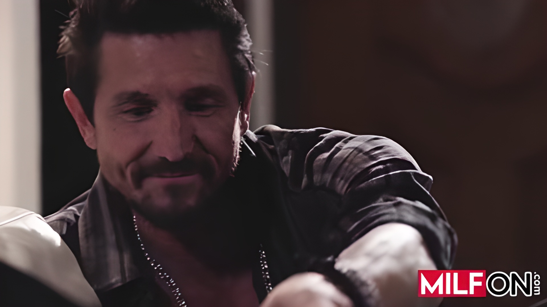 Tommy Gunn – Hot natural big tit slut tempts her friend′s hunk and pleases him deeply – Sovereign Syre —  Tommy Gunn – indian natural porn – PornMood